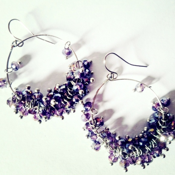 🌞GORGEOUS AMETHYST COLORED BEADED EARRINGS🌟 - Picture 1 of 2